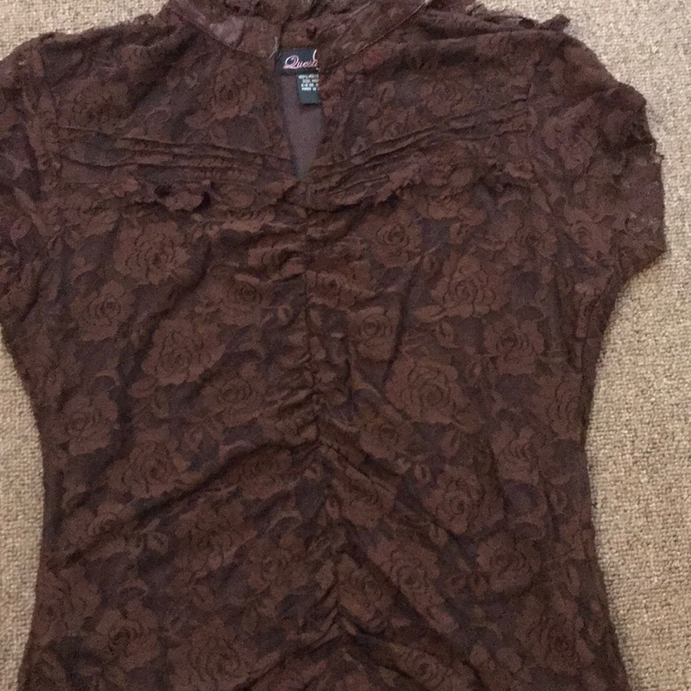 A flower laxer shirt